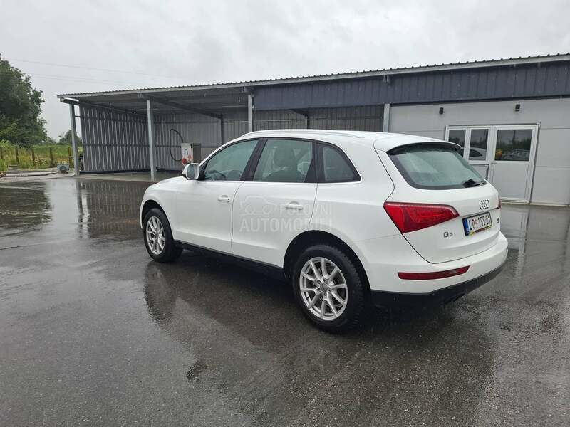 Audi Q5 quattro