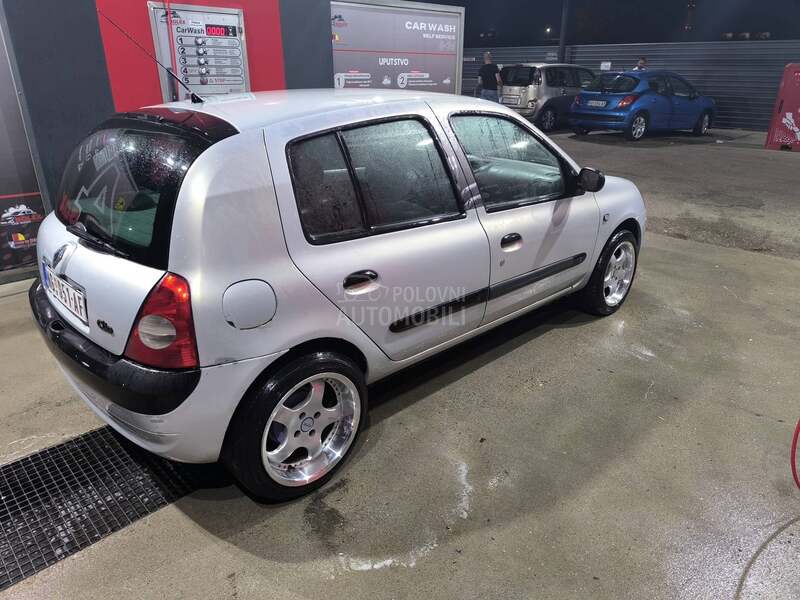 Renault Clio AUTHENTIQUE