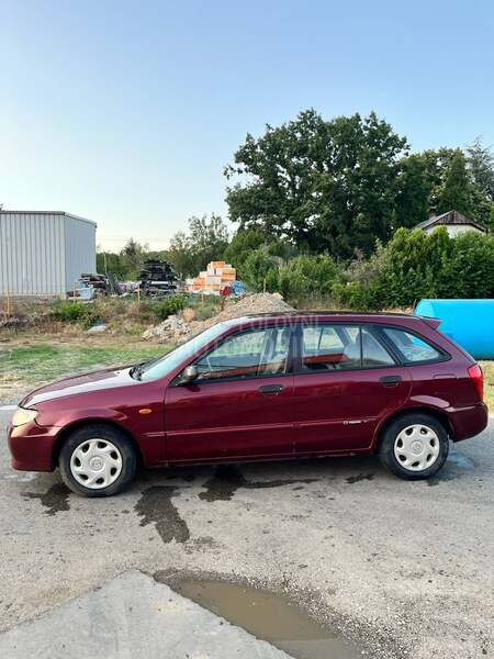 Mazda 323 