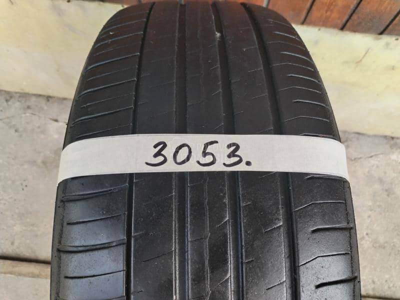 Falken 215/55 R17 Letnja
