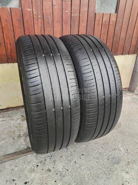 Falken 215/55 R17 Letnja