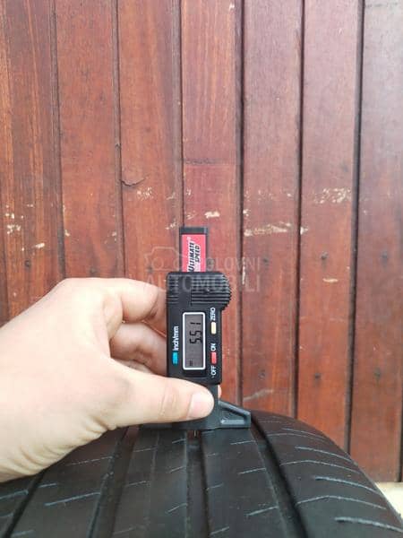 Falken 215/55 R17 Letnja