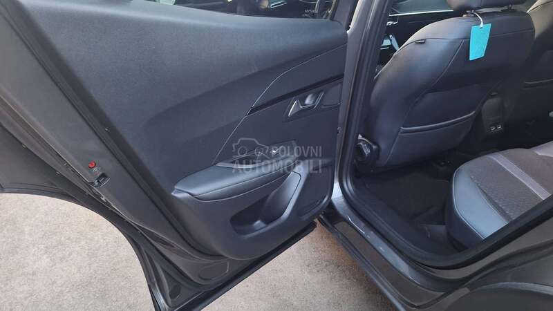 Peugeot 2008 Allure Aut.