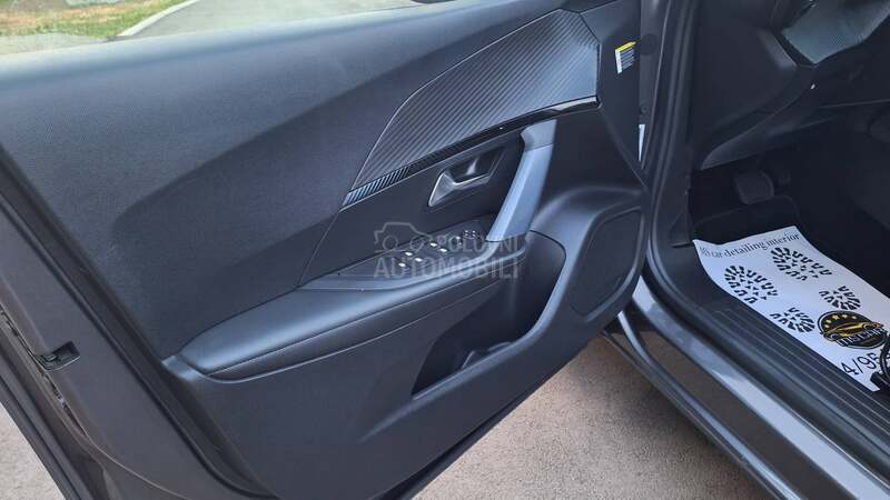 Peugeot 2008 Allure Aut.