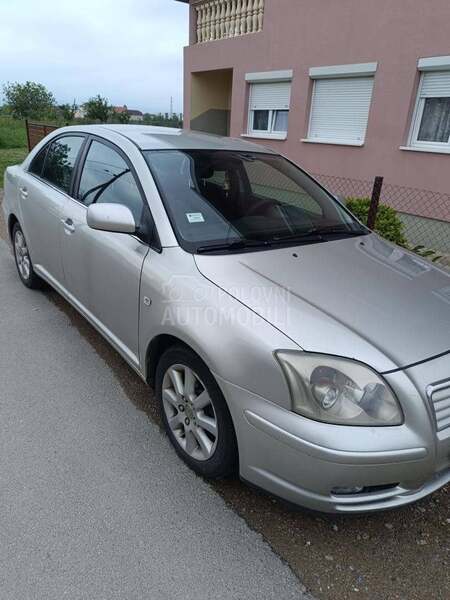 Toyota Avensis 2.2 D4