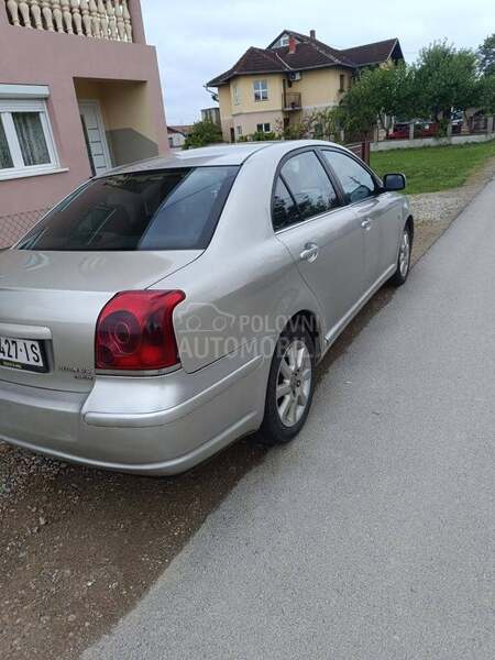 Toyota Avensis 2.2 D4