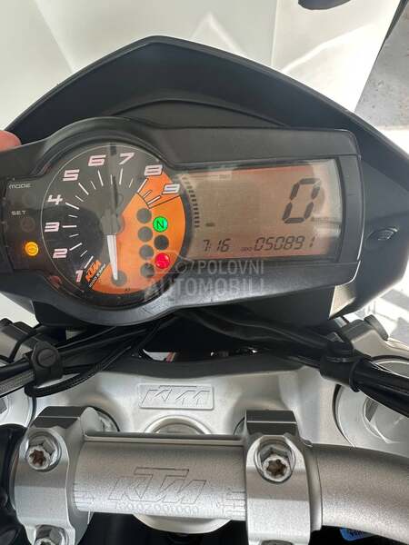 KTM Duke 690