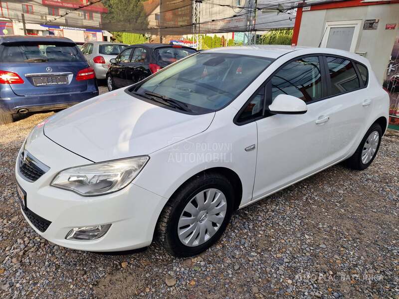 Opel Astra J 1.4 16v 204400