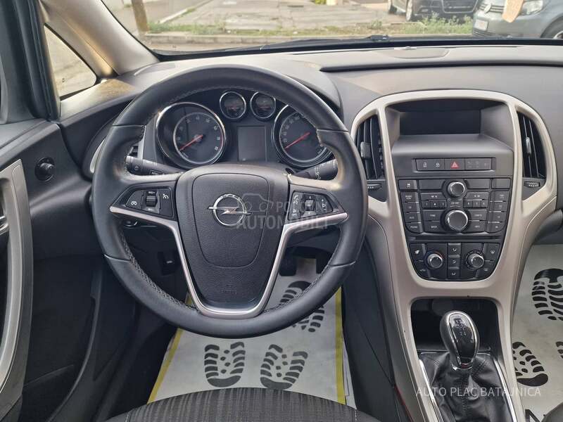 Opel Astra J 1.4 16v 204400