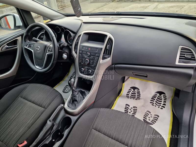 Opel Astra J 1.4 16v 204400
