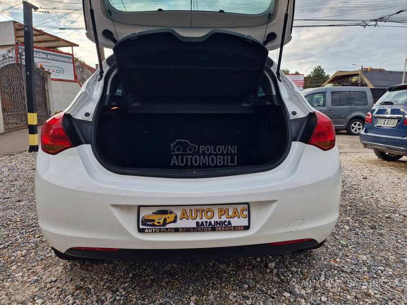 Opel Astra J 1.4 16v 204400