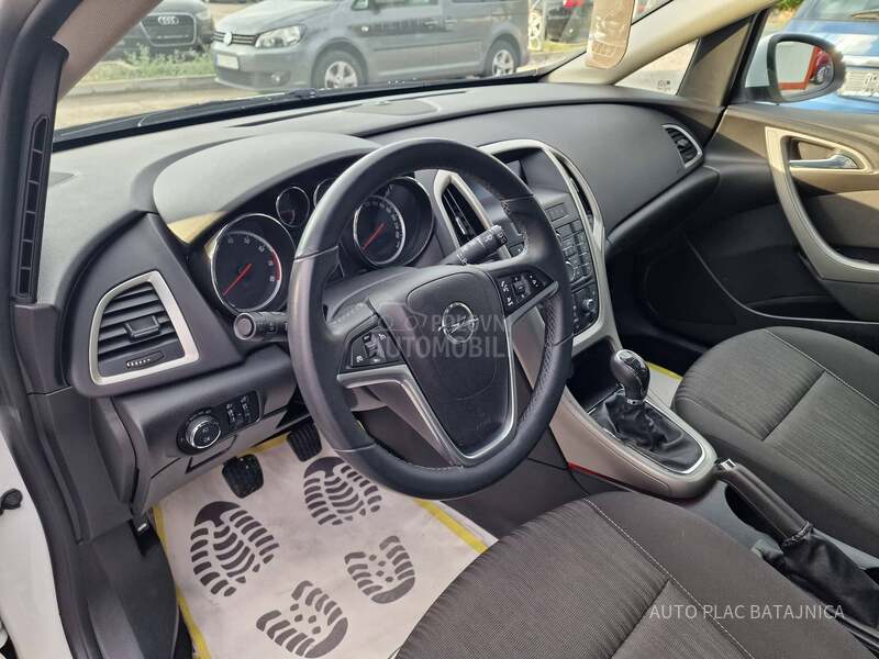 Opel Astra J 1.4 16v 204400