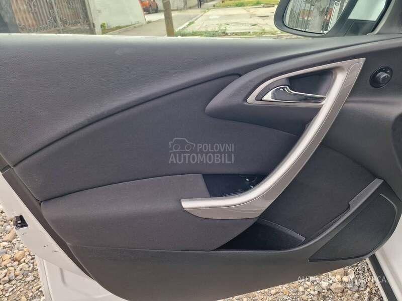 Opel Astra J 1.4 16v 204400