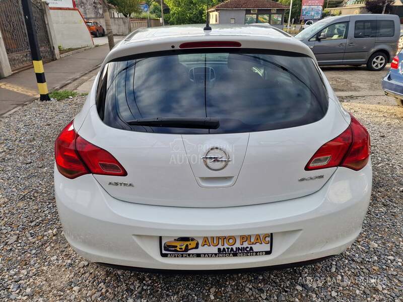 Opel Astra J 1.4 16v 204400