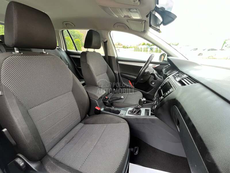 Škoda Octavia 1.6TDI/DSG/NOVA