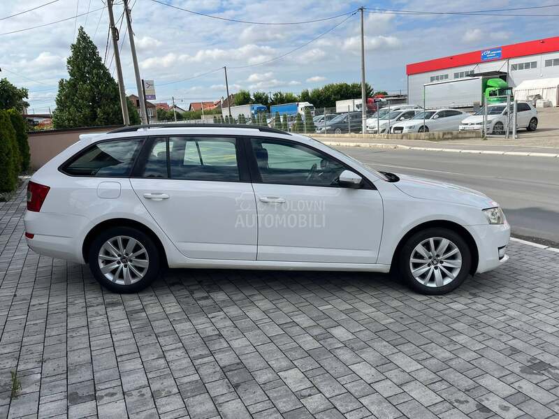 Škoda Octavia 1.6TDI/DSG/NOVA