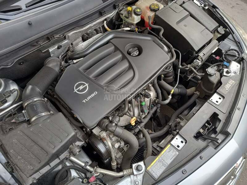 Opel Insignia 2.0 Turbo