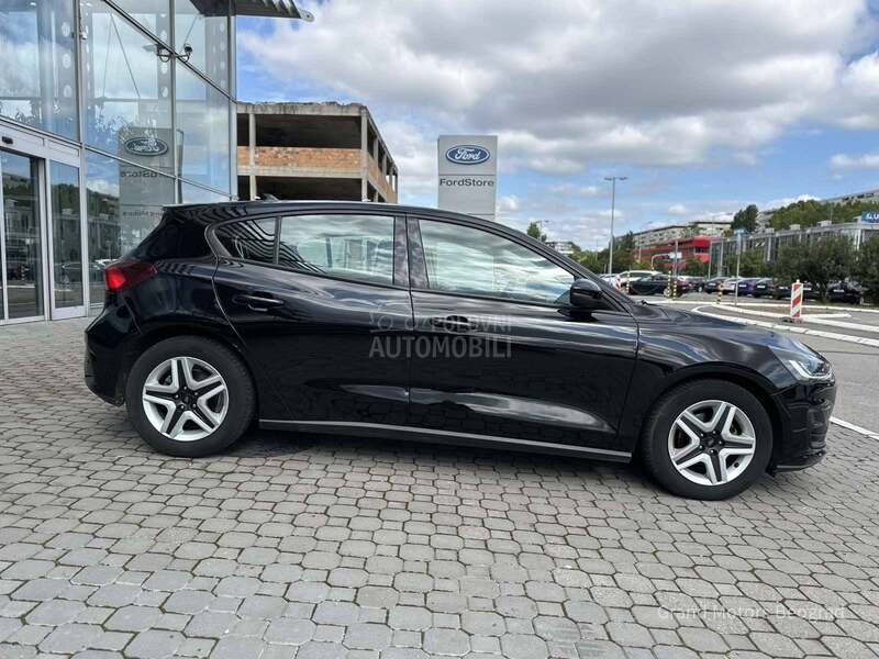 Ford Focus 1.5 TDCI CONNECTED