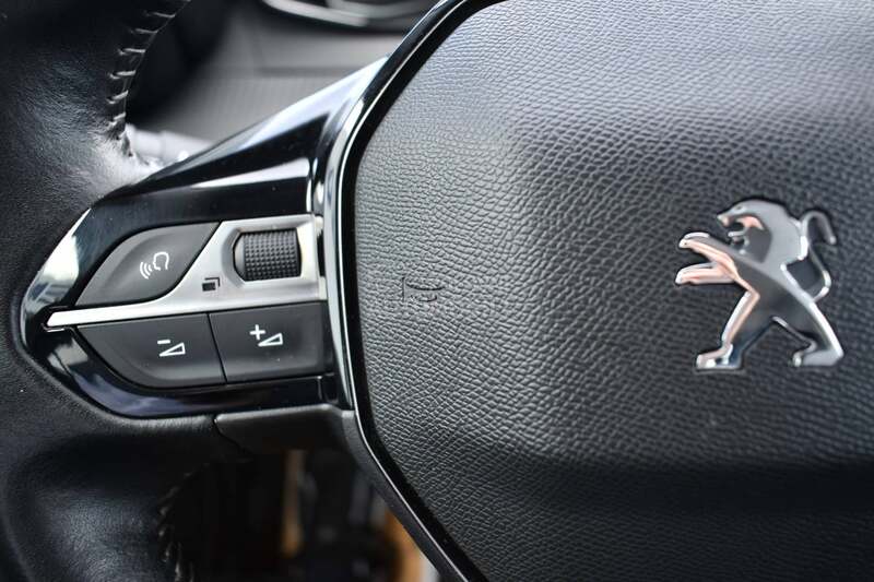 Peugeot 208 1.2 Active
