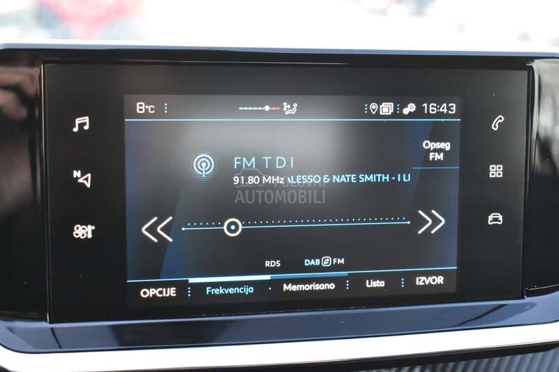 Peugeot 208 1.2 Active MT