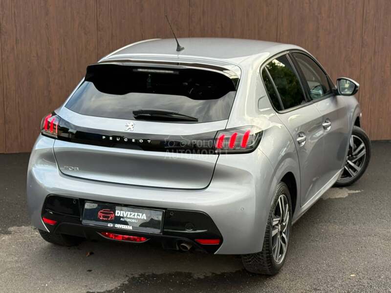 Peugeot 208 Alure/Kamera/Virtual