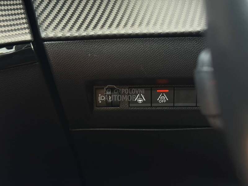 Peugeot 208 Alure/Kamera/Virtual