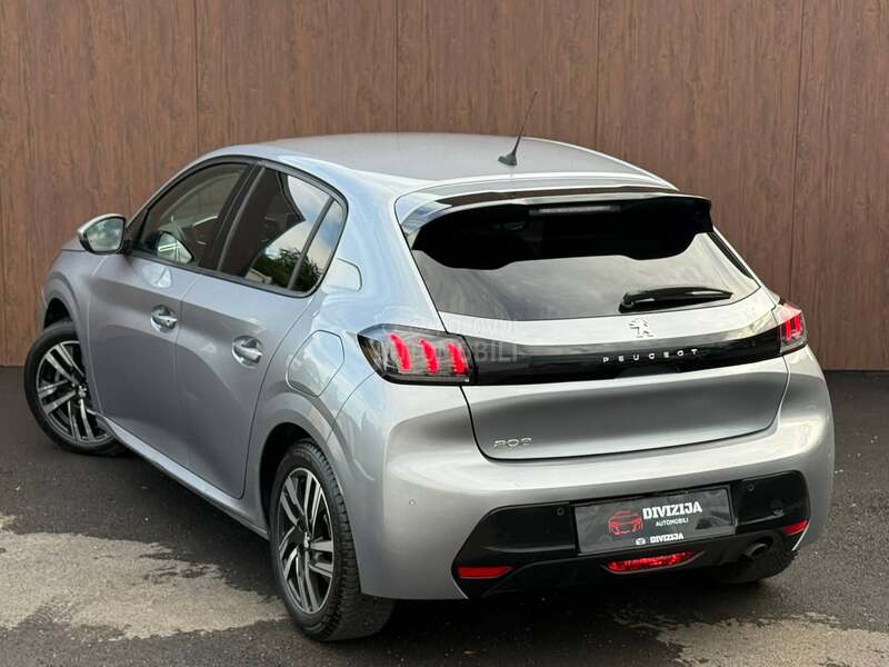 Peugeot 208 Alure/Kamera/Virtual