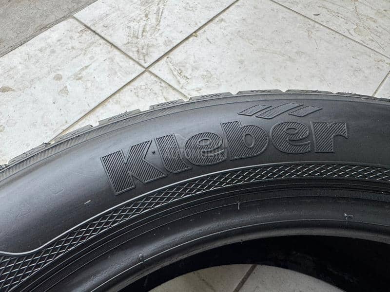 Kleber 215/55 R17 Letnja