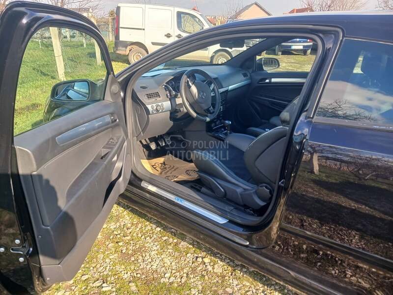 Opel Astra H 