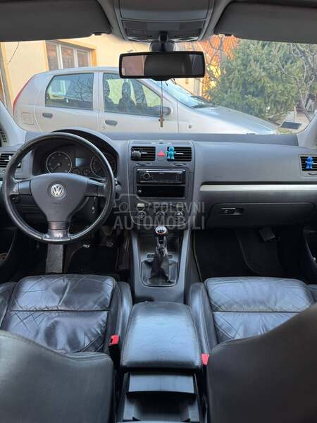 Volkswagen Golf 5 