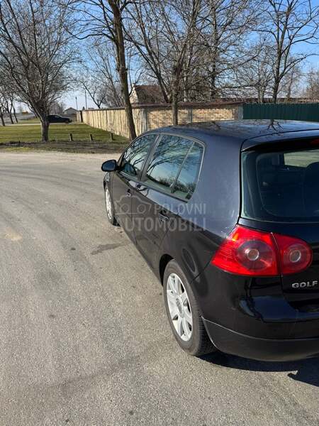 Volkswagen Golf 5 