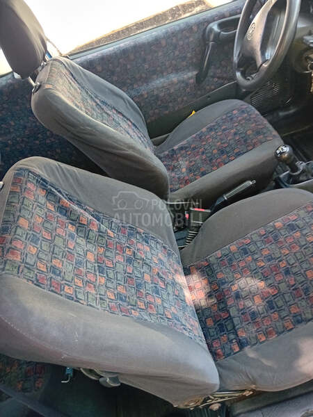 Opel Corsa B 1.0