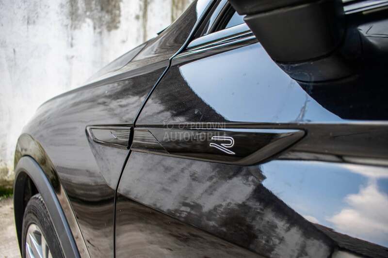 Volkswagen Tiguan 2.0TDI R line Pano