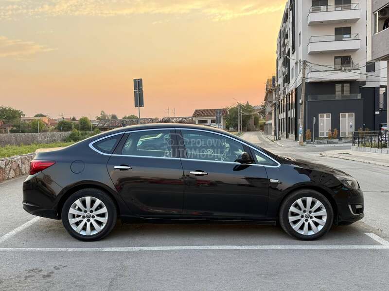Opel Astra J 1.7 CDTI