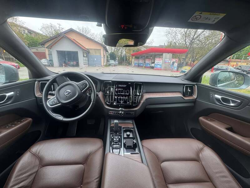 Volvo XC60 B4 197ps koza nov