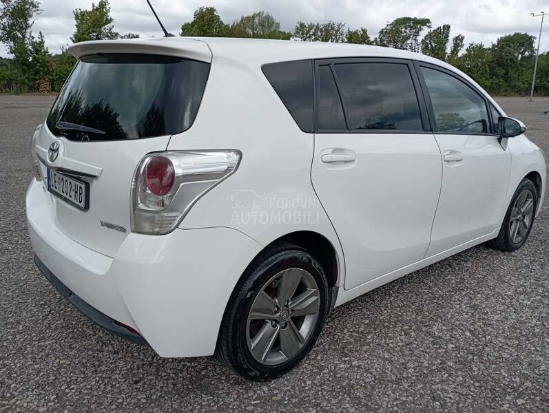 Toyota Verso 