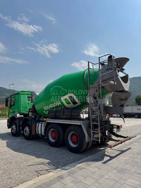 Mercedes Benz Arocs 3243 11m3