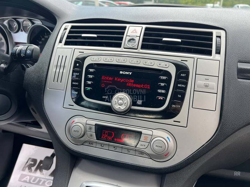 Ford Kuga 2.0 TDCI T O P