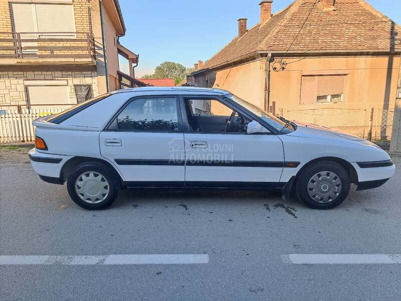 Mazda 323 f
