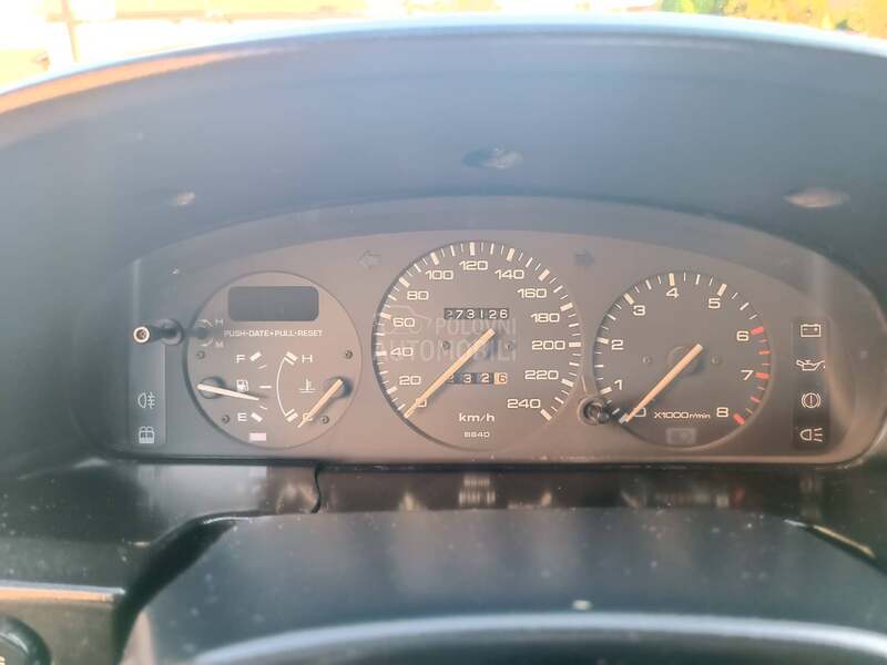 Mazda 323 f