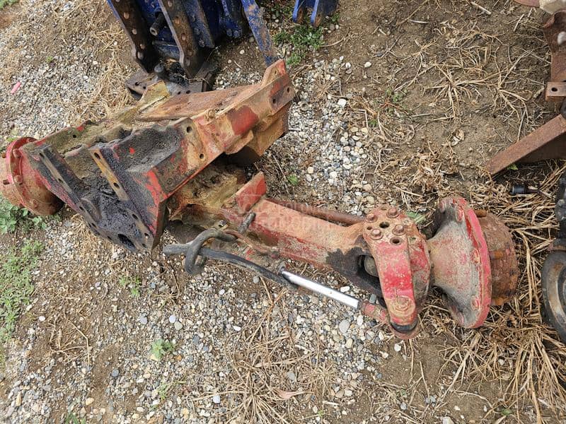 P vuča ZF APL 1351 delovi