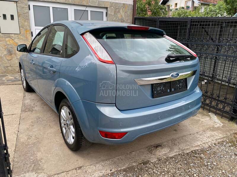 Ford Focus Ghia