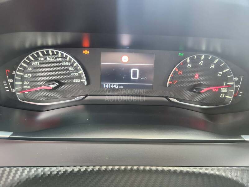Peugeot 2008 1.2 PURETECH