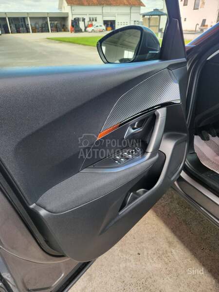 Peugeot 2008 1.2 PURETECH