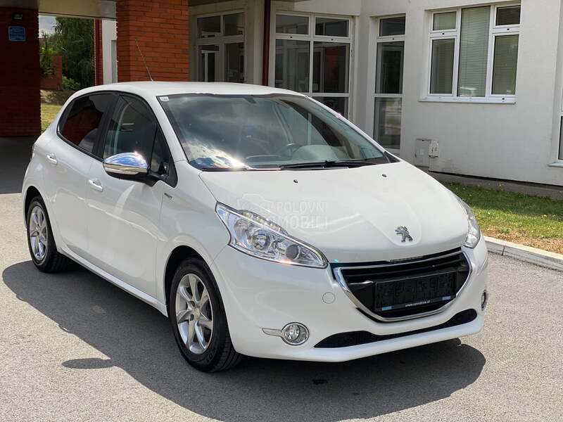 Peugeot 208 97 000 K M