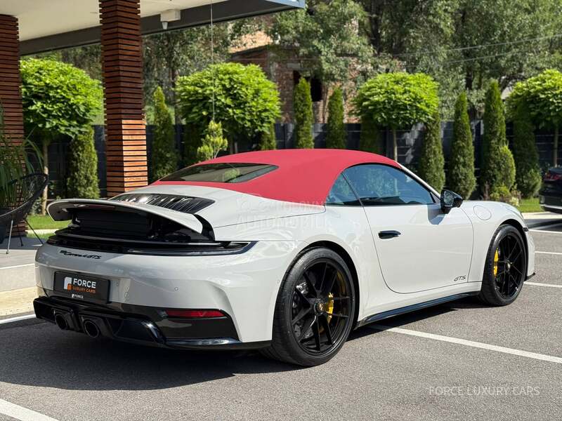 Porsche 911 Ceramic 4 GTS Cabrio