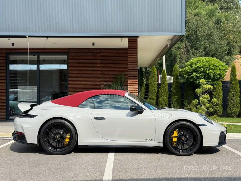 Porsche 911 Ceramic 4 GTS Cabrio