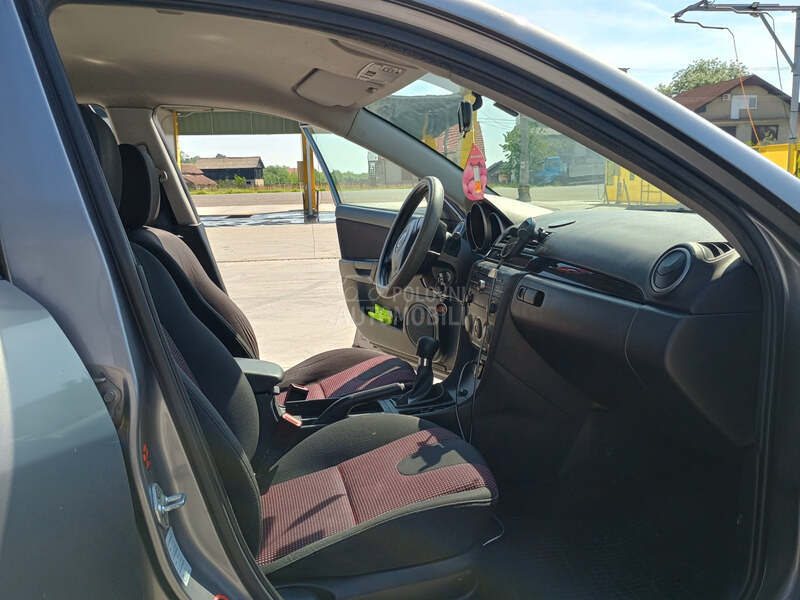 Mazda 3 1.6