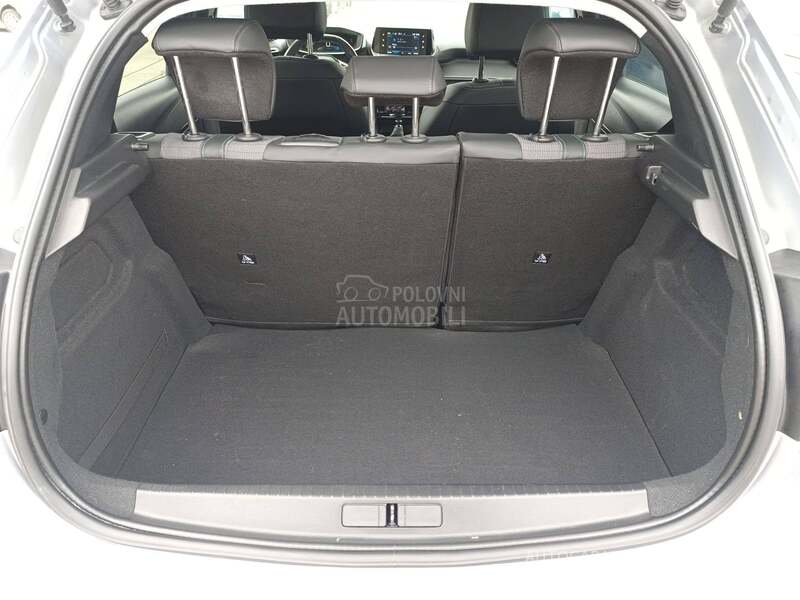 Peugeot 208 1.2 PURETECH ALLURE