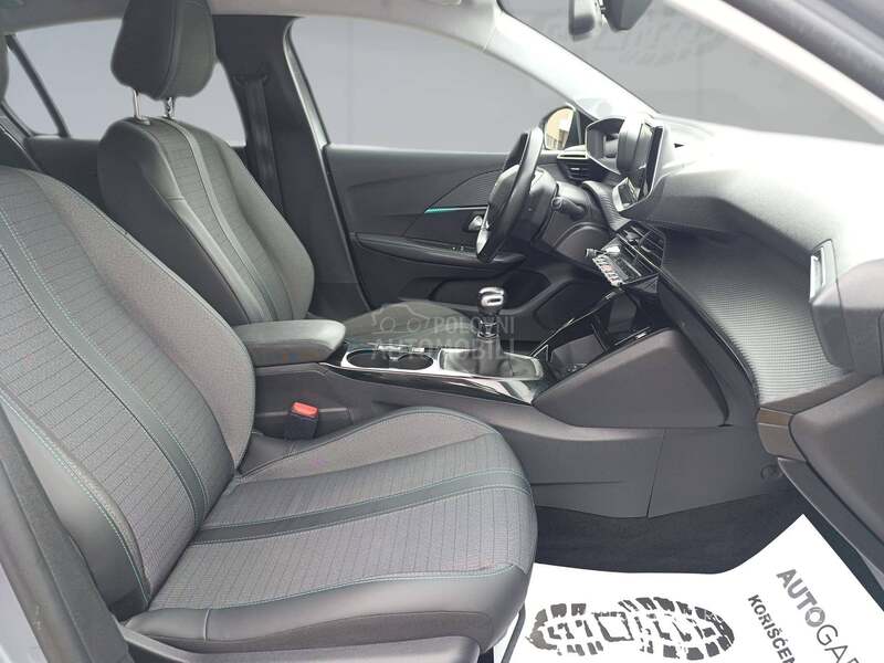 Peugeot 208 1.2 PURETECH ALLURE